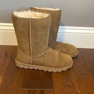 Bear paw boots